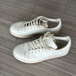 Adidas all White Men's Sneakers in size 8 in GUC